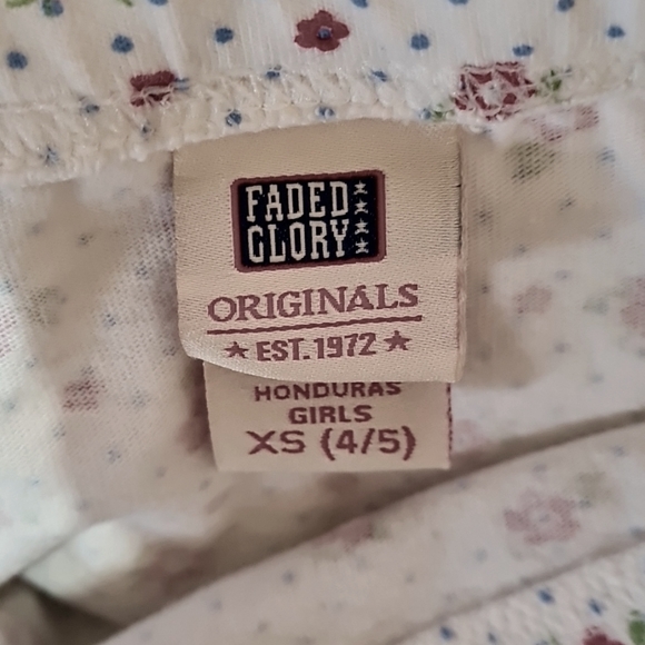 Girl's halter top and shorts, not a set Sz 4T - Picture 4 of 4